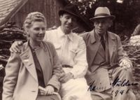 Roese und M&ouml;lders mit Frau 1946 in Kufstein